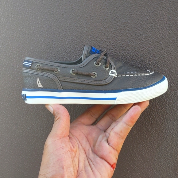 Nautica Kids Boat Shoe - Picture 13 of 17